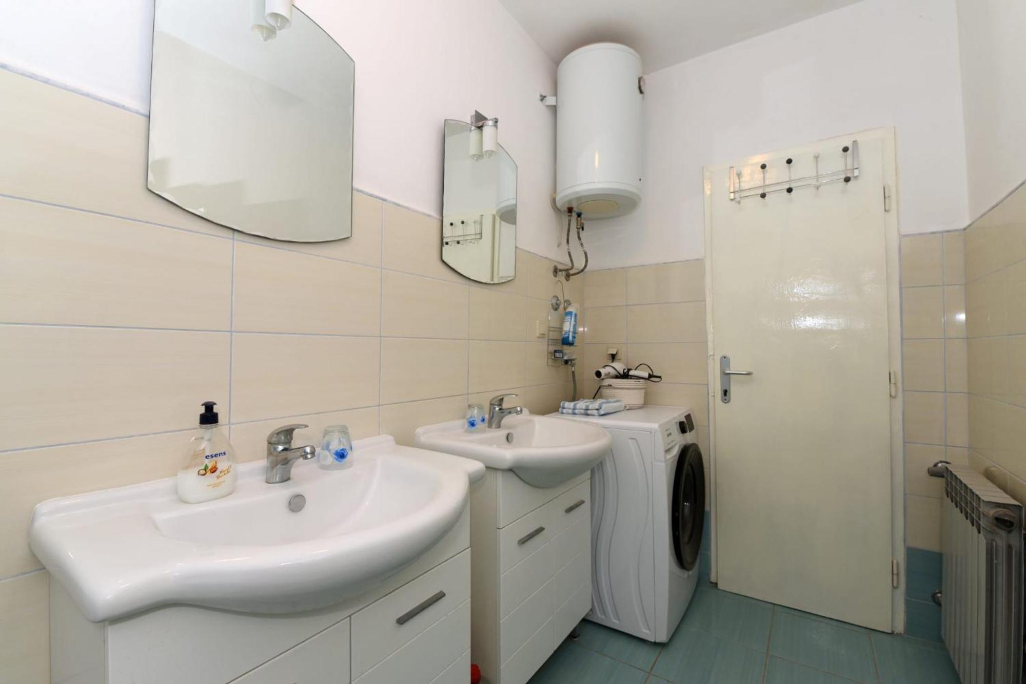 Apartment Happy Place Bacina ภายนอก รูปภาพ
